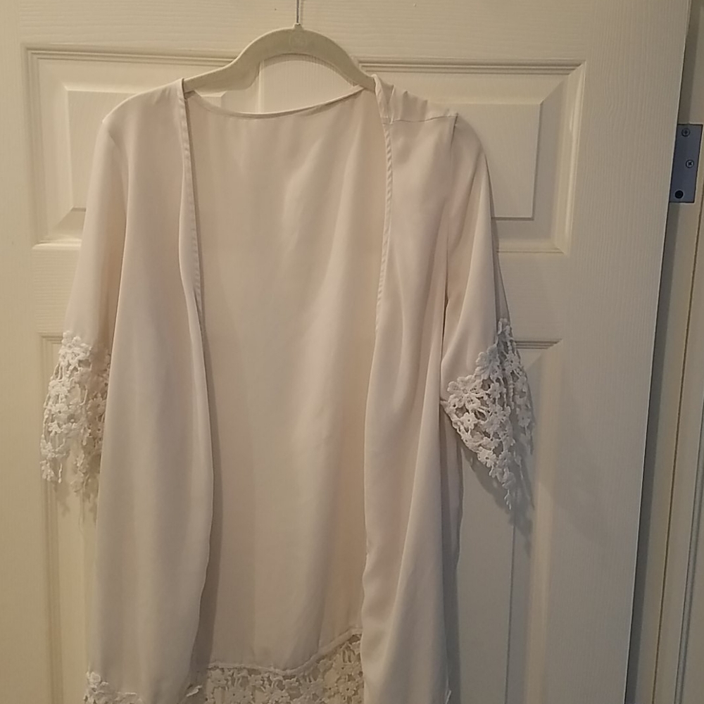 💕White Kimono💕